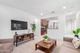 Photo #2: 6617046 Listing 