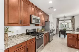 Photo #3: 6617046 Listing 