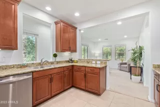 Photo #5: 6617046 Listing 