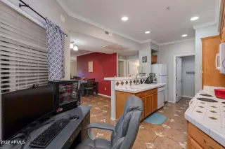 Photo #5: 6617115 Listing 