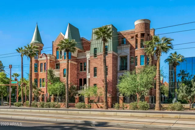 MLS: 6617171 Condo For Sale