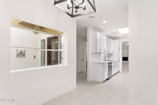 Photo #5: 6617244 Listing