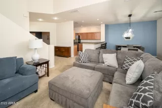 Photo #2: 6617382 Listing