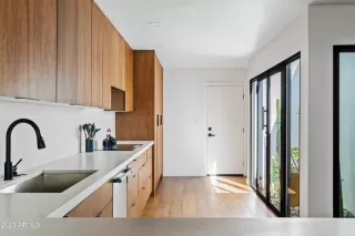 Photo #4: 6617510 Listing