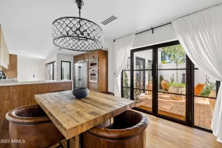 Photo #5: 6617510 Listing