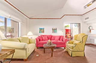 Photo #2: 6617515 Listing