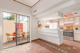 Photo #4: 6617515 Listing