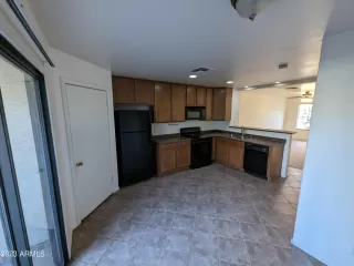 Photo #4: 6617776 Listing