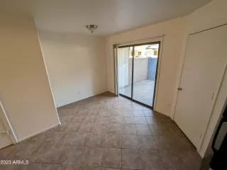 Photo #5: 6617776 Listing