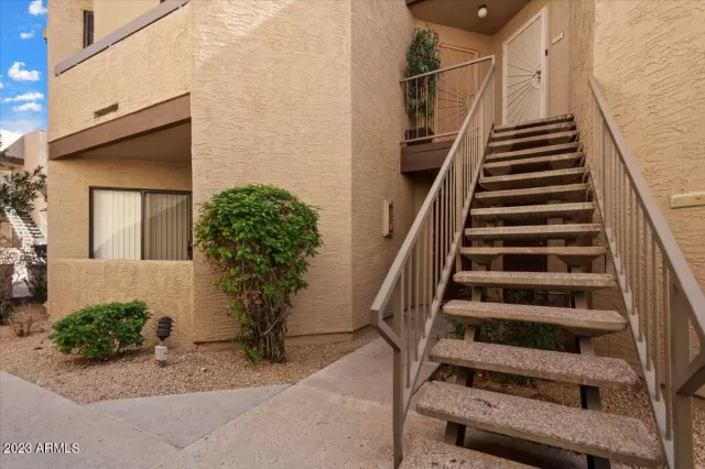 MLS: 6617994 Condo For Sale