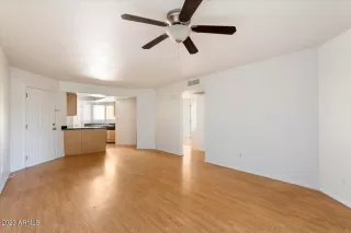 Photo #6: 6617994 Listing