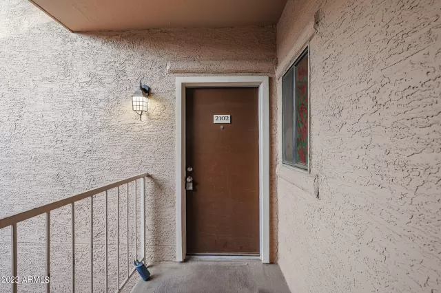 MLS: 6618021 Condo For Sale