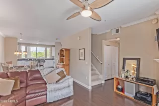 Photo #4: 6618050 Listing