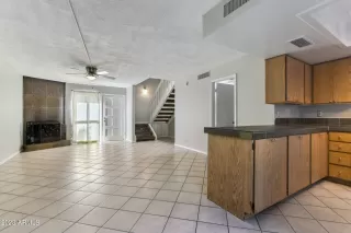 Photo #5: 6618248 Listing