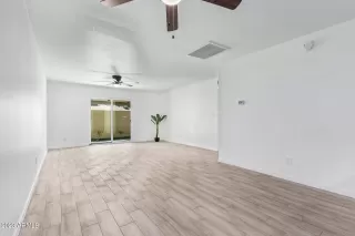 Photo #5: 6618260 Listing 