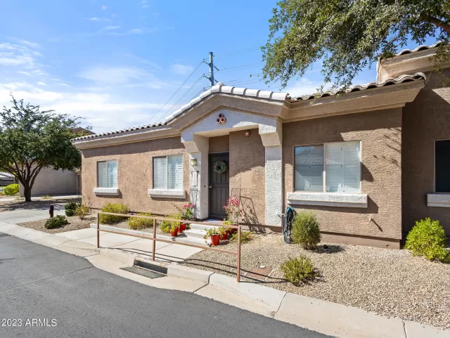 MLS: 6618272 Condo For Sale