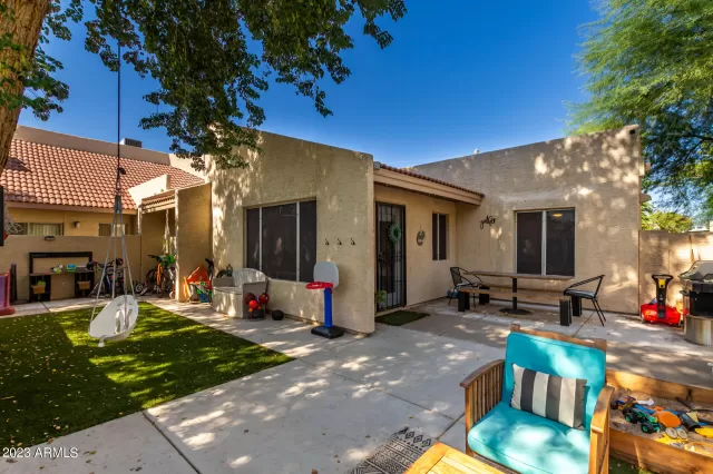 MLS: 6618311 Condo For Sale