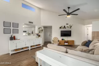 Photo #3: 6618311 Listing