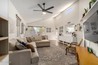 Photo #6: 6618311 Listing