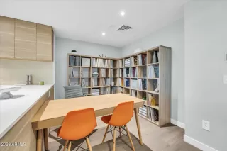 Photo #6: 6618449 Listing