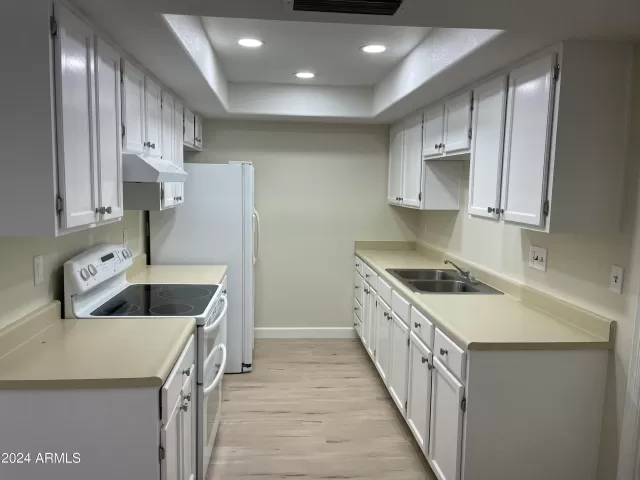 MLS: 6618463 Condo For Sale