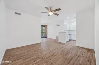 Photo #4: 6618715 Listing