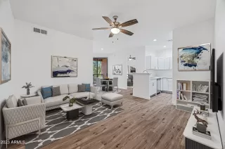 Photo #5: 6618715 Listing