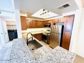 Photo #3: 6619009 Listing