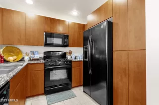 Photo #4: 6619079 Listing 