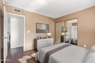 Photo #3: 6619094 Listing 