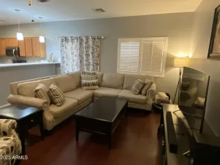 Photo #5: 6619186 Listing