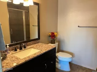 Photo #6: 6619230 Listing