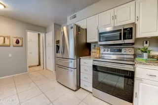 Photo #2: 6619283 Listing