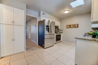 Photo #6: 6619283 Listing