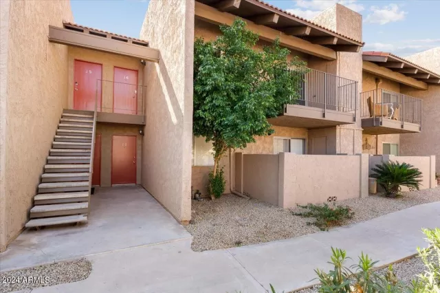 MLS: 6619377 Condo For Sale