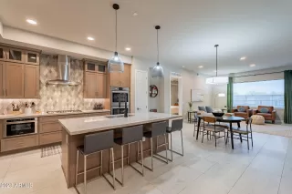 Photo #3: 6619397 Listing 