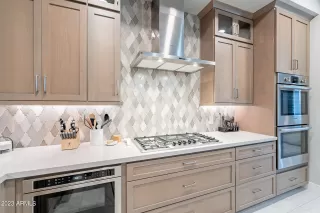Photo #5: 6619397 Listing 