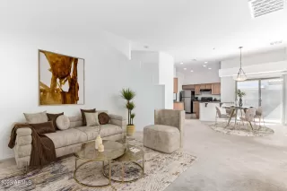 Photo #2: 6619715 Listing