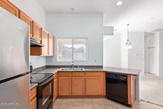 Photo #6: 6619715 Listing