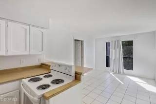 Photo #3: 6619756 Listing