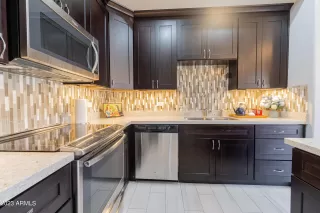 Photo #6: 6619783 Listing 