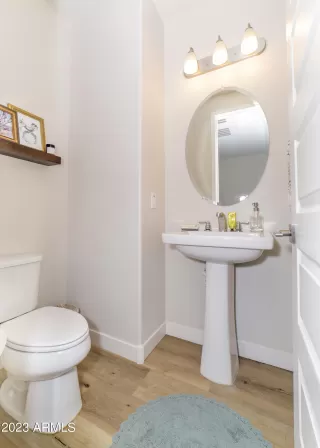 Photo #5: 6619868 Listing