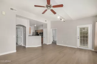 Photo #3: 6619874 Listing