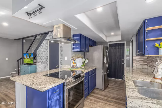 MLS: 6620193 Condo For Sale