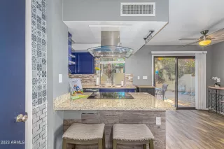 Photo #1: 6620193 Listing 