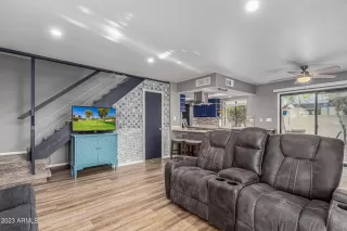 Photo #2: 6620193 Listing 