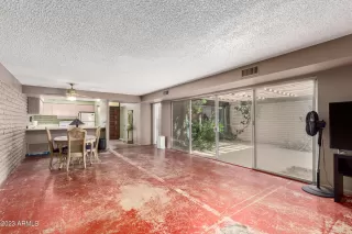 Photo #5: 6620320 Listing