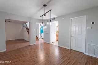 Photo #5: 6620466 Listing 