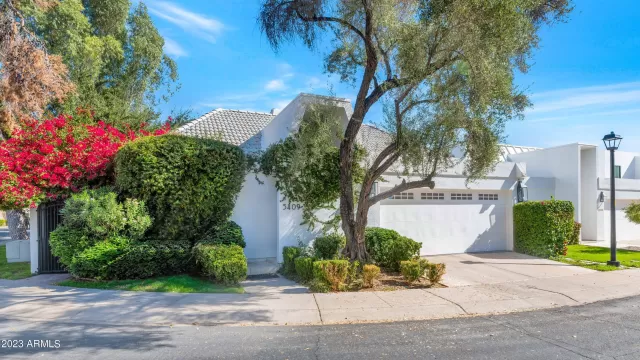 MLS: 6620483 Condo For Sale