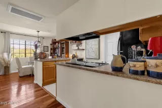 Photo #5: 6620558 Listing 